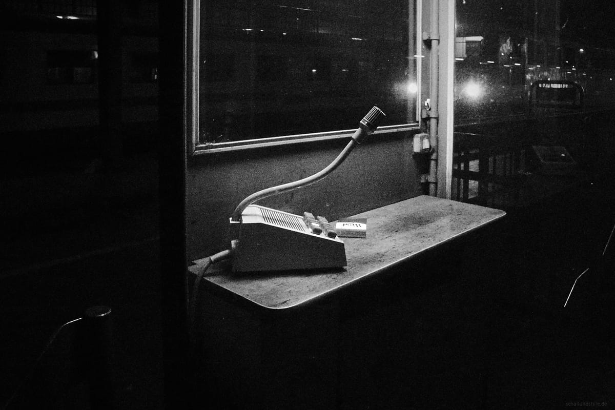 Das Mädchen am Telefon (8/10)